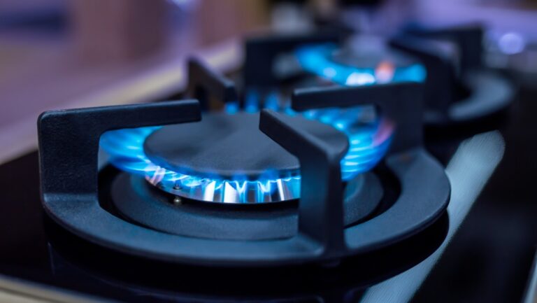 Commercial gas cooker rings lit