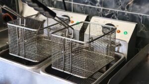 The ultimate guide to selecting a commercial fryer