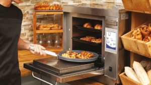Why your kitchen needs a high-speed oven: a buyer’s guide