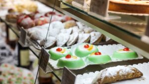 Pastry display counter: a comprehensive buyer’s guide