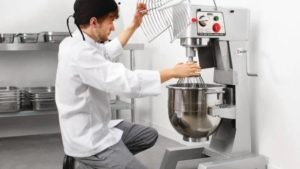 How to choose the best planetary mixer for your commercial kitchen